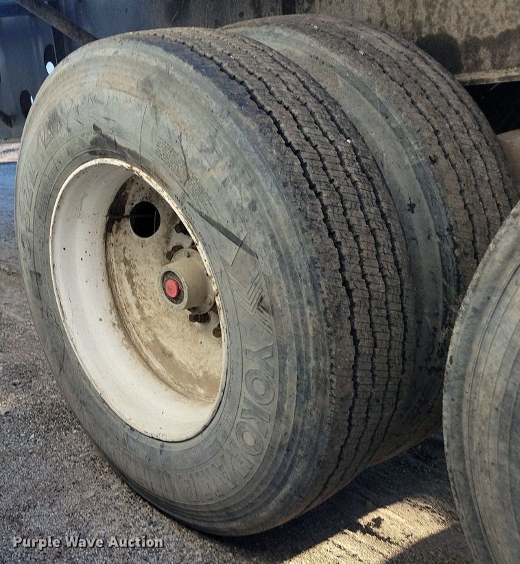 image for item DR7983 1988 Transcraft TL-90K-45 flatbed trailer