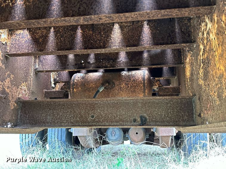 image for item DS2900 1984 Great Dane TRL 4805 drop deck trailer