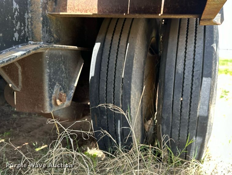 image for item DS2900 1984 Great Dane TRL 4805 drop deck trailer