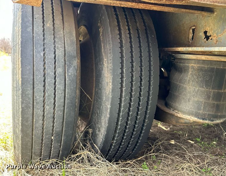 image for item DS2900 1984 Great Dane TRL 4805 drop deck trailer