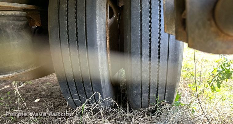 image for item DS2900 1984 Great Dane TRL 4805 drop deck trailer