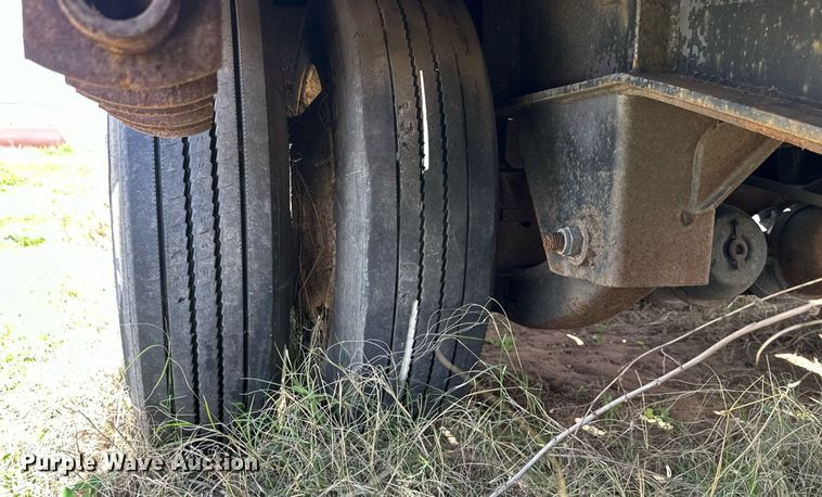 image for item DS2900 1984 Great Dane TRL 4805 drop deck trailer