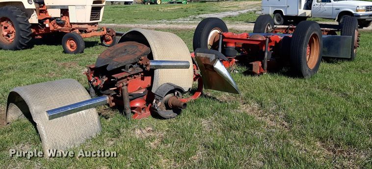 image for item DV9949 Semi axles