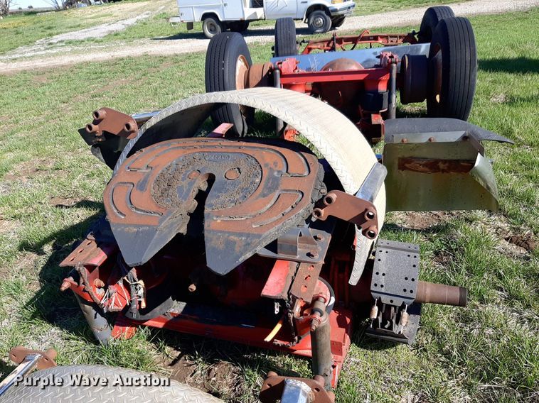 image for item DV9949 Semi axles