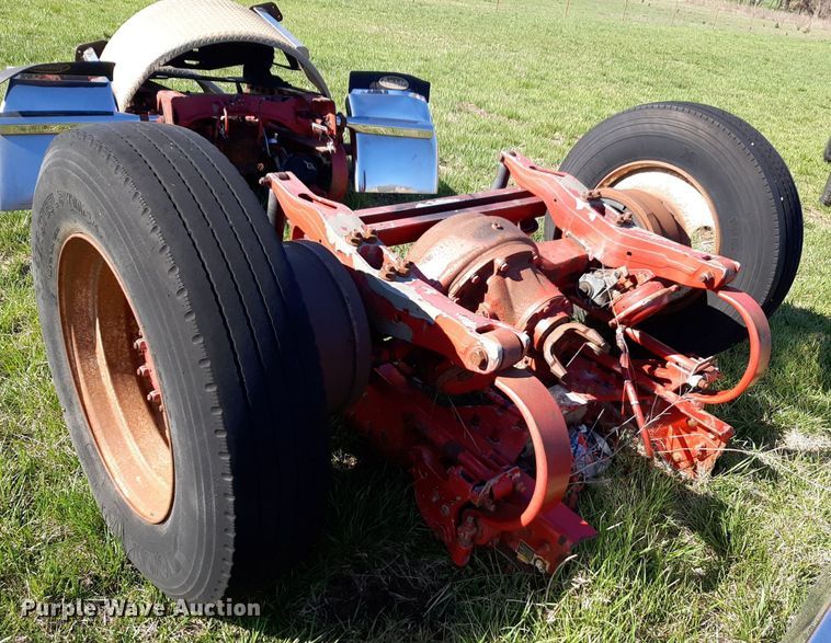 image for item DV9949 Semi axles