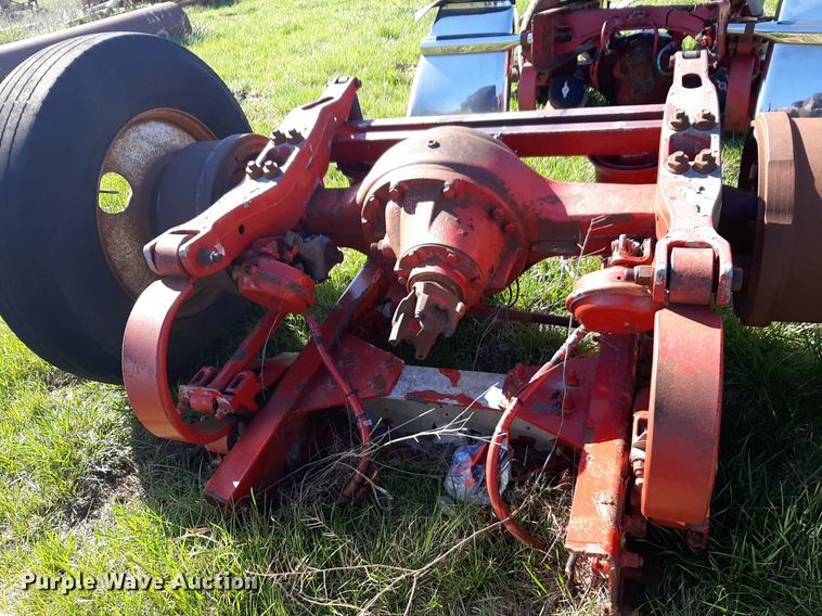 image for item DV9949 Semi axles