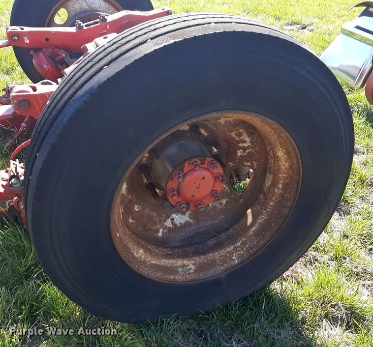 image for item DV9949 Semi axles