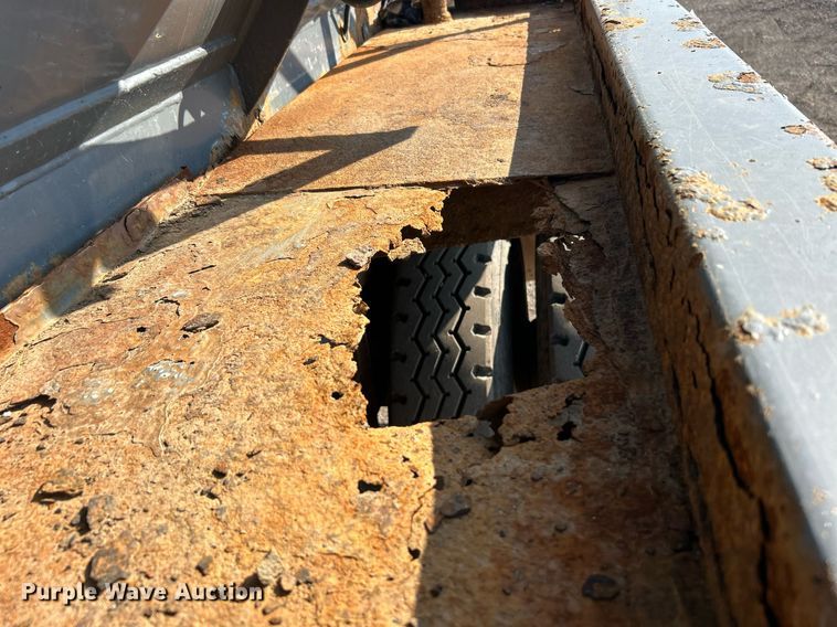 image for item EG1196 2012 Dragon Products LTD vacuum trailer