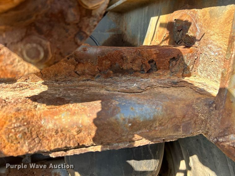 image for item EG1196 2012 Dragon Products LTD vacuum trailer