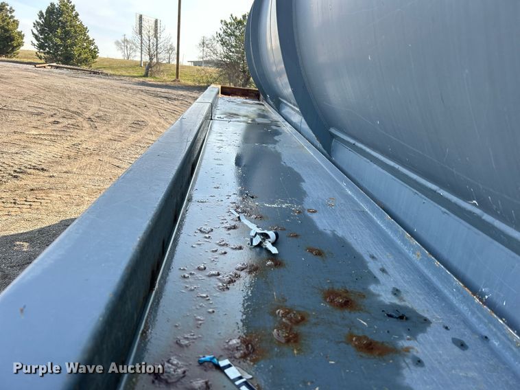 image for item EG1196 2012 Dragon Products LTD vacuum trailer