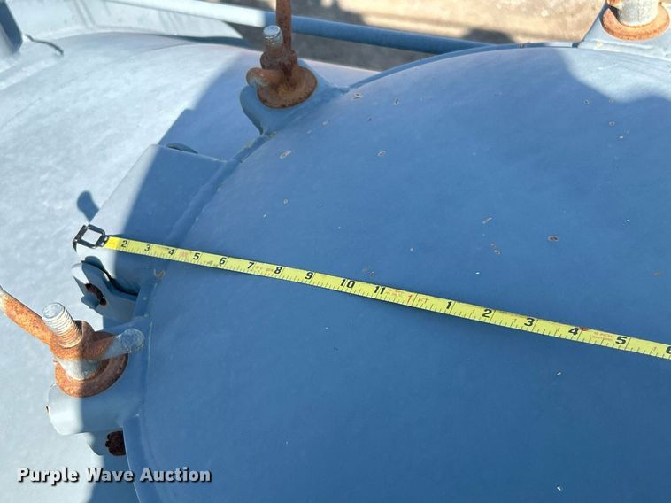 image for item EG1196 2012 Dragon Products LTD vacuum trailer