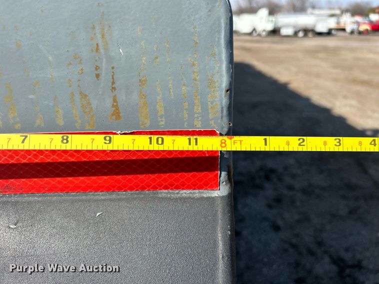 image for item EG1196 2012 Dragon Products LTD vacuum trailer