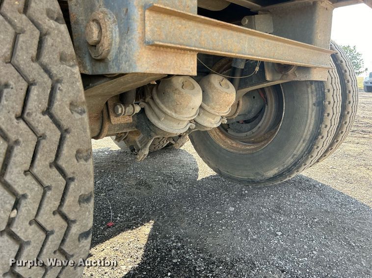 image for item EG1196 2012 Dragon Products LTD vacuum trailer