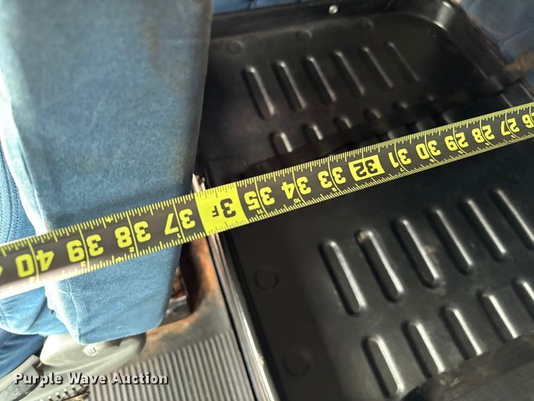 image for item EG1311 2006 Freightliner Century Class semi truck