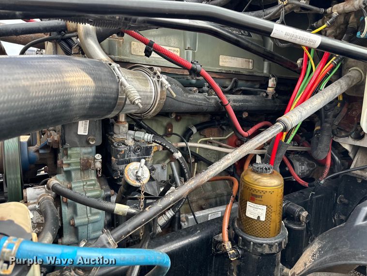 image for item EG1311 2006 Freightliner Century Class semi truck