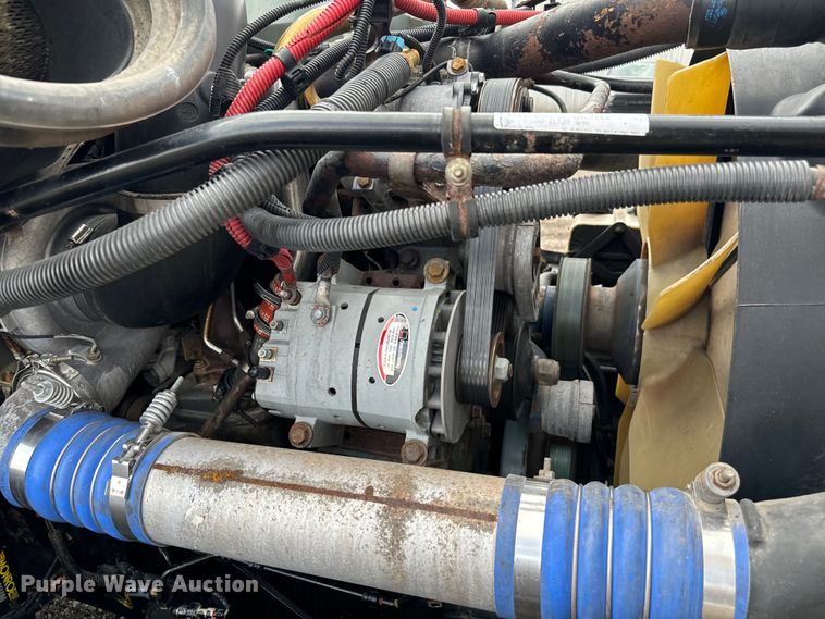 image for item EG1311 2006 Freightliner Century Class semi truck