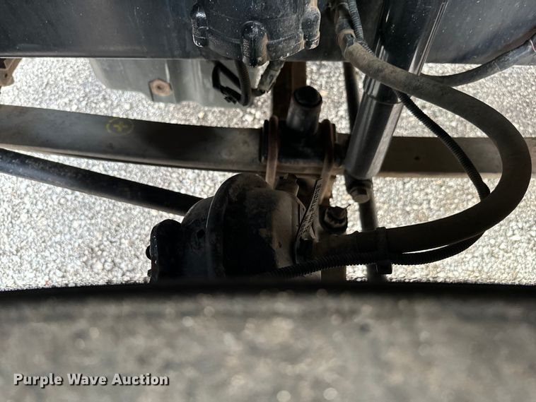 image for item EG1311 2006 Freightliner Century Class semi truck