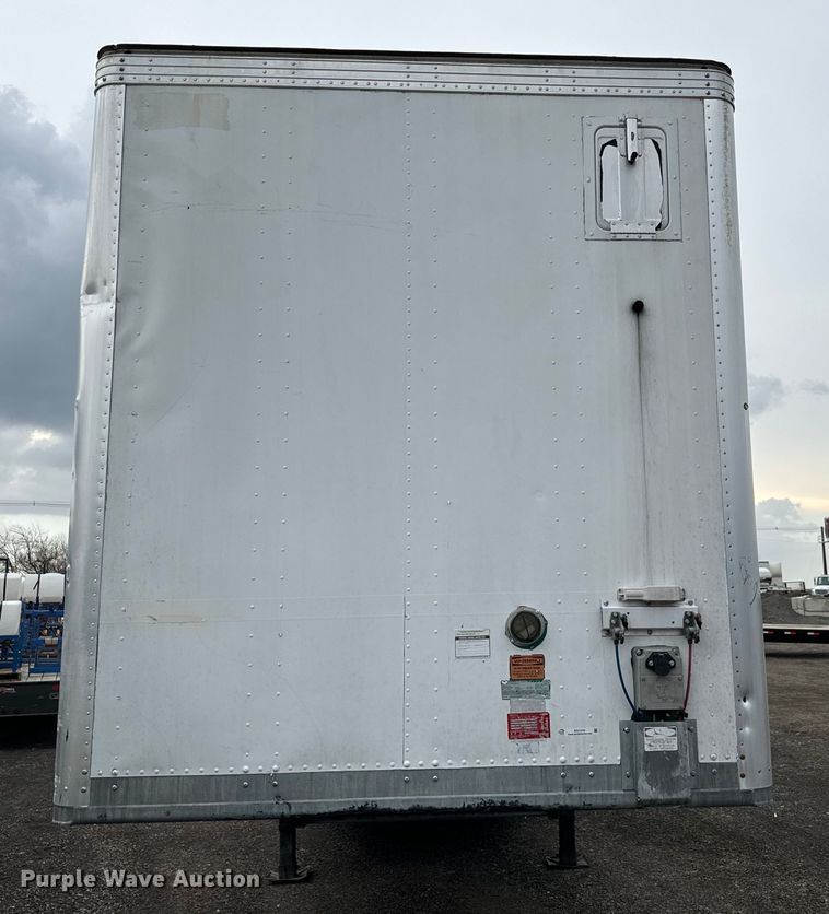 image for item EG1319 2015 Vanguard National dry van trailer