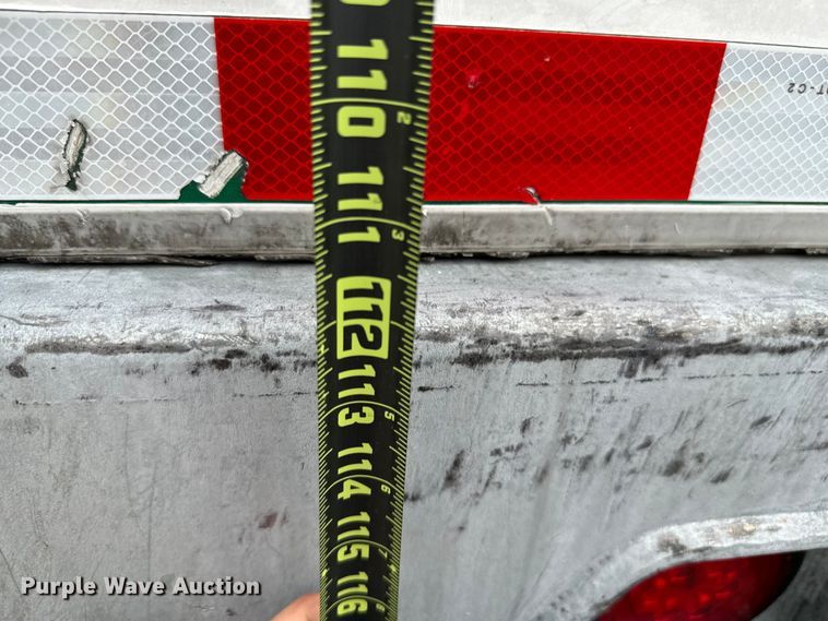 image for item EG1319 2015 Vanguard National dry van trailer