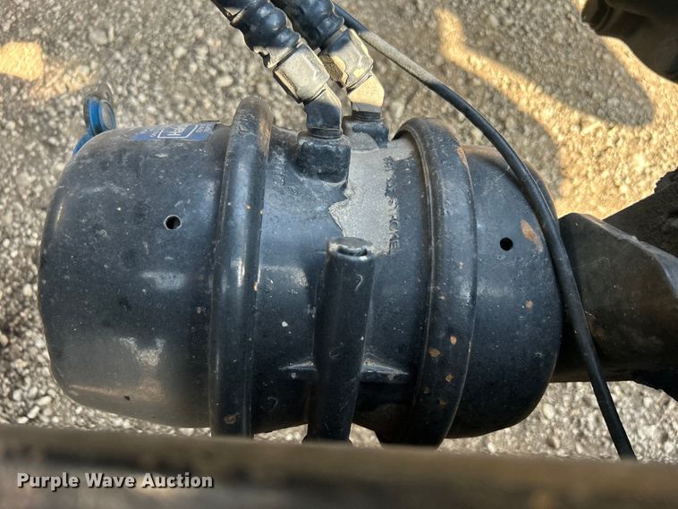 image for item EG1356 2019 Peterbilt  579 semi truck