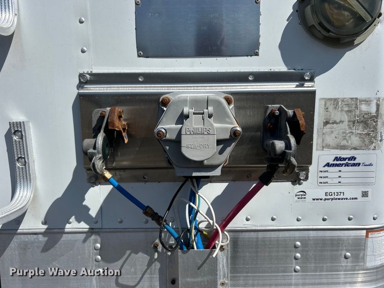 image for item EG1371 2008 Great Dane  dry van trailer