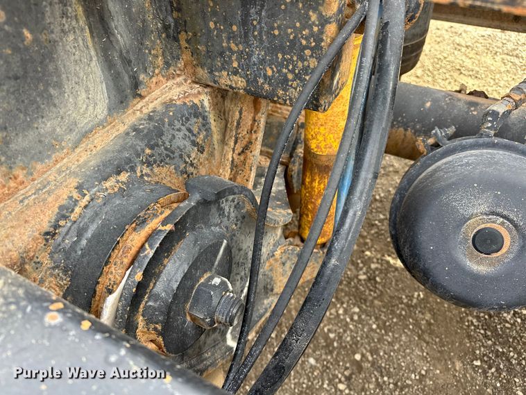 image for item EG1375 2009 Trail-Eze TE70RGDDEX drop deck equipment trailer