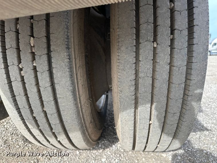 image for item EG1375 2009 Trail-Eze TE70RGDDEX drop deck equipment trailer