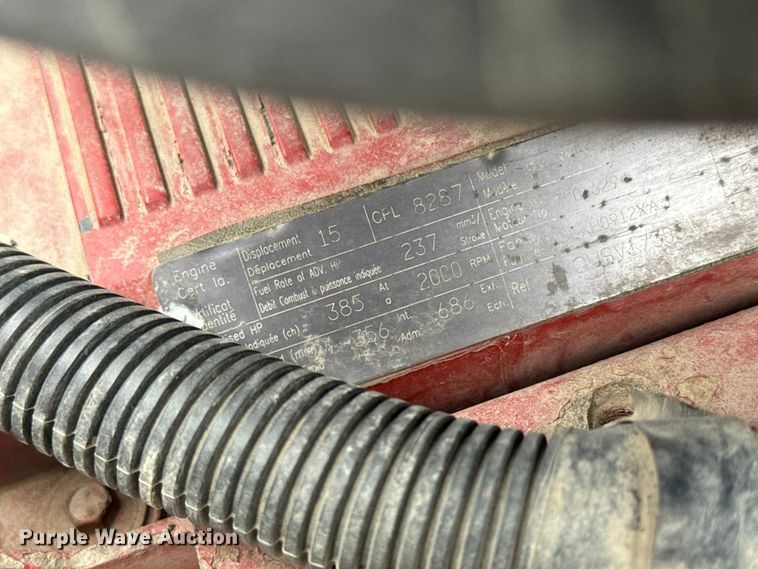 image for item EH5367 2004 International  9200i semi truck