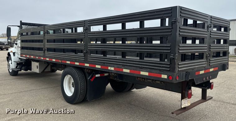 image for item EH5369 2007 International  4300 flatbed truck