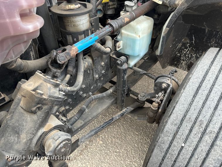 image for item EH5369 2007 International  4300 flatbed truck