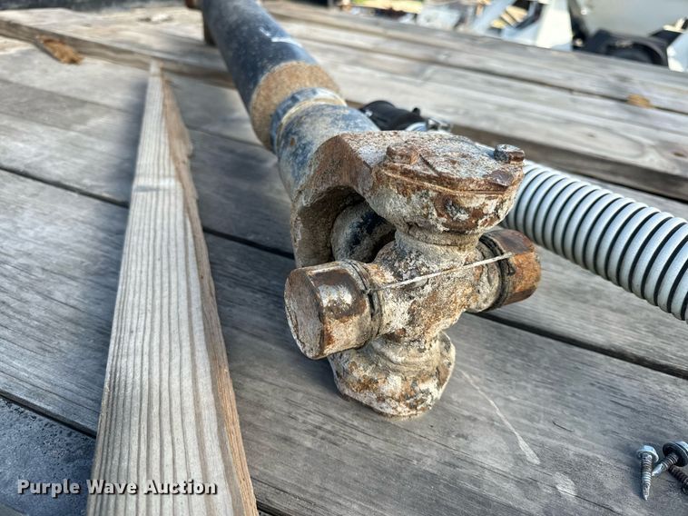 image for item EH6662 2006 International 4400 flatbed truck