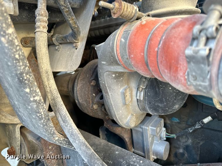 image for item EH6662 2006 International 4400 flatbed truck