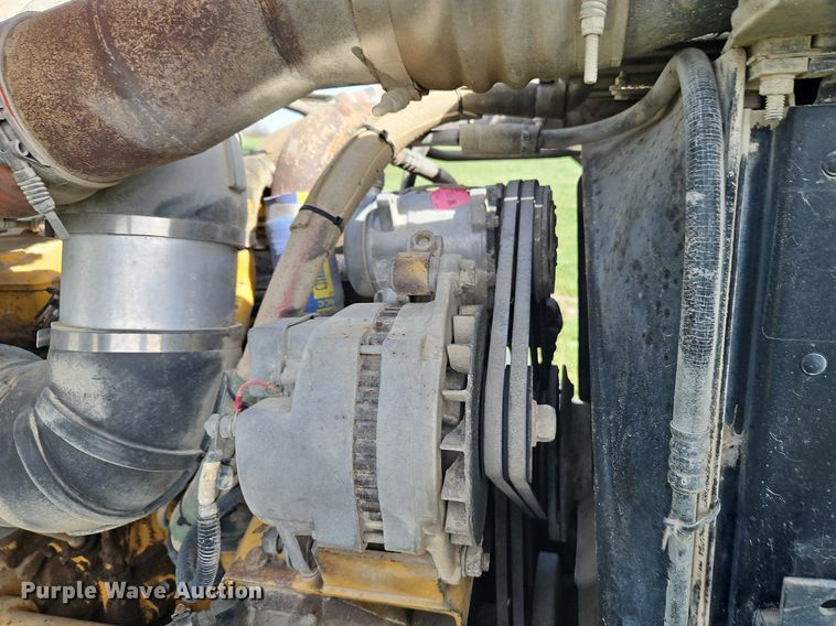 image for item EI3668 1992 Peterbilt  378 semi truck