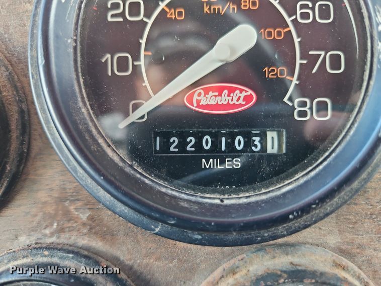 image for item EI3722 1997 Peterbilt 377 truck cab and chassis