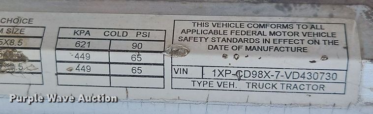image for item EI3722 1997 Peterbilt 377 truck cab and chassis