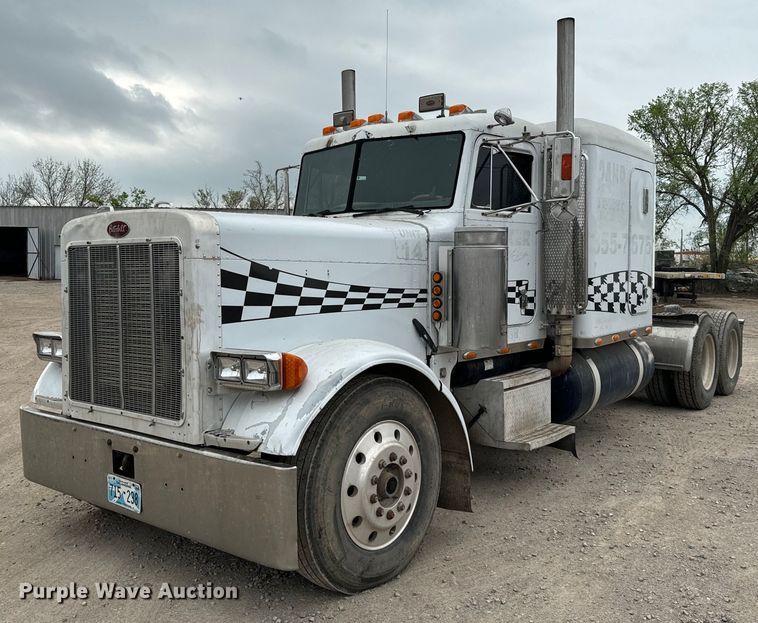 image for item EJ0394 1989 Peterbilt 379 semi truck