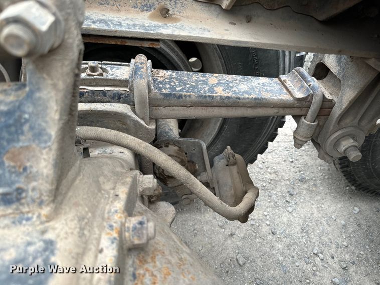 image for item EJ0394 1989 Peterbilt 379 semi truck