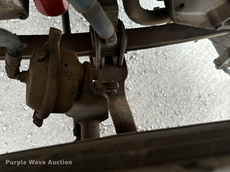 image for item EJ0394 1989 Peterbilt 379 semi truck