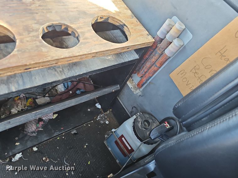 image for item EJ6209 1999 Freightliner FLD semi truck