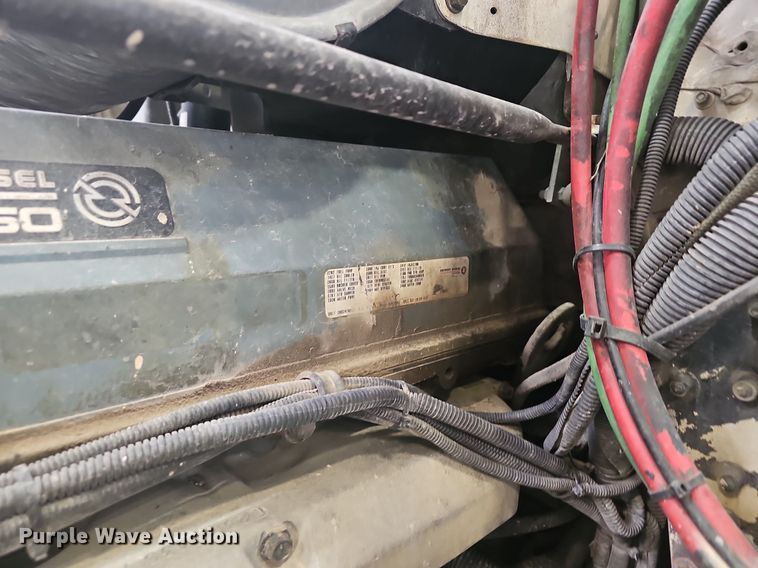 image for item EJ6209 1999 Freightliner FLD semi truck