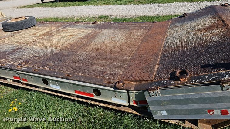image for item EJ6256 2002 Wilson 4860TD MUV-ALL double drop deck equipment trailer