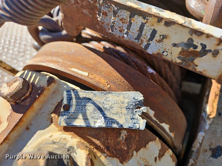 image for item EJ6256 2002 Wilson 4860TD MUV-ALL double drop deck equipment trailer