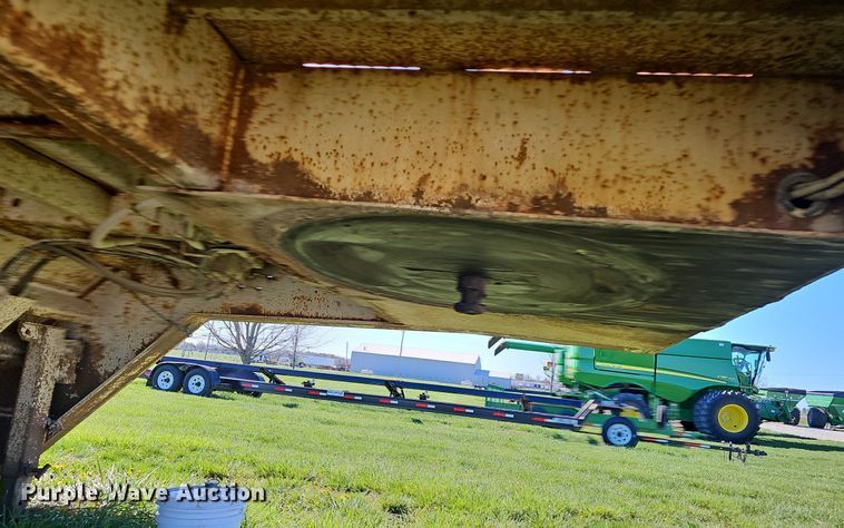 image for item EJ6256 2002 Wilson 4860TD MUV-ALL double drop deck equipment trailer