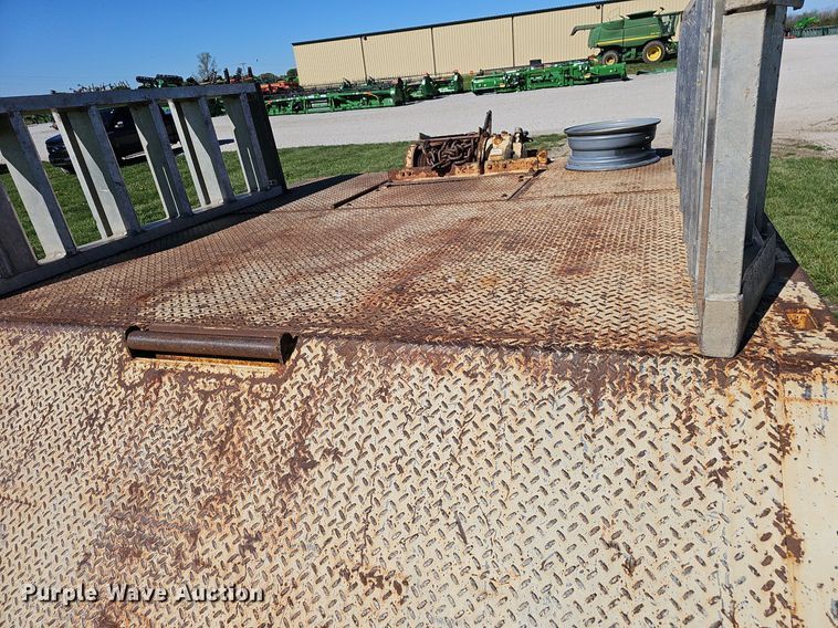 image for item EJ6256 2002 Wilson 4860TD MUV-ALL double drop deck equipment trailer