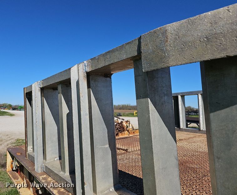 image for item EJ6256 2002 Wilson 4860TD MUV-ALL double drop deck equipment trailer