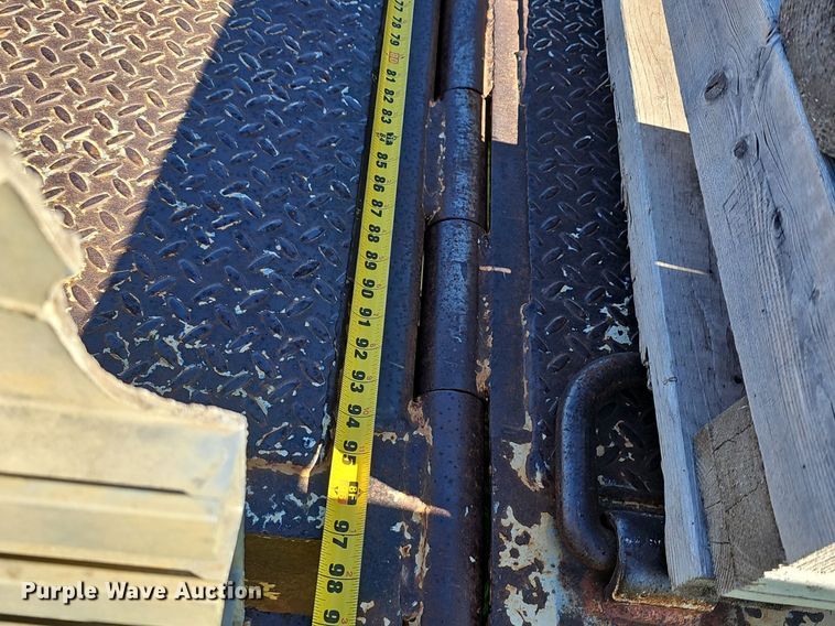 image for item EJ6256 2002 Wilson 4860TD MUV-ALL double drop deck equipment trailer