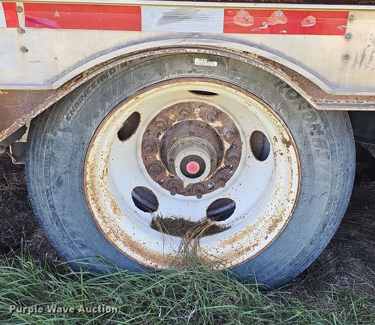 image for item EJ6256 2002 Wilson 4860TD MUV-ALL double drop deck equipment trailer