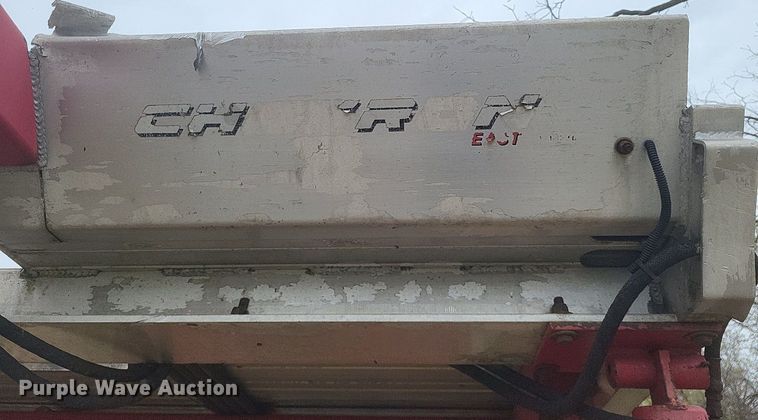 image for item EJ7856 Chevron  car carrier