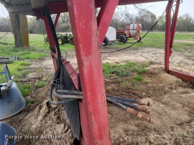 image for item EJ7856 Chevron  car carrier