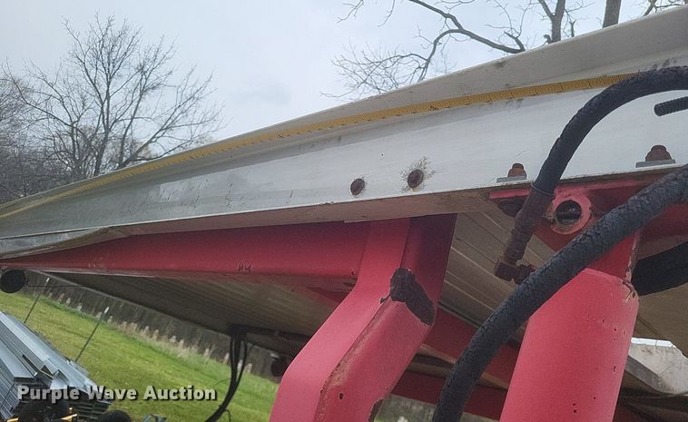 image for item EJ7856 Chevron  car carrier